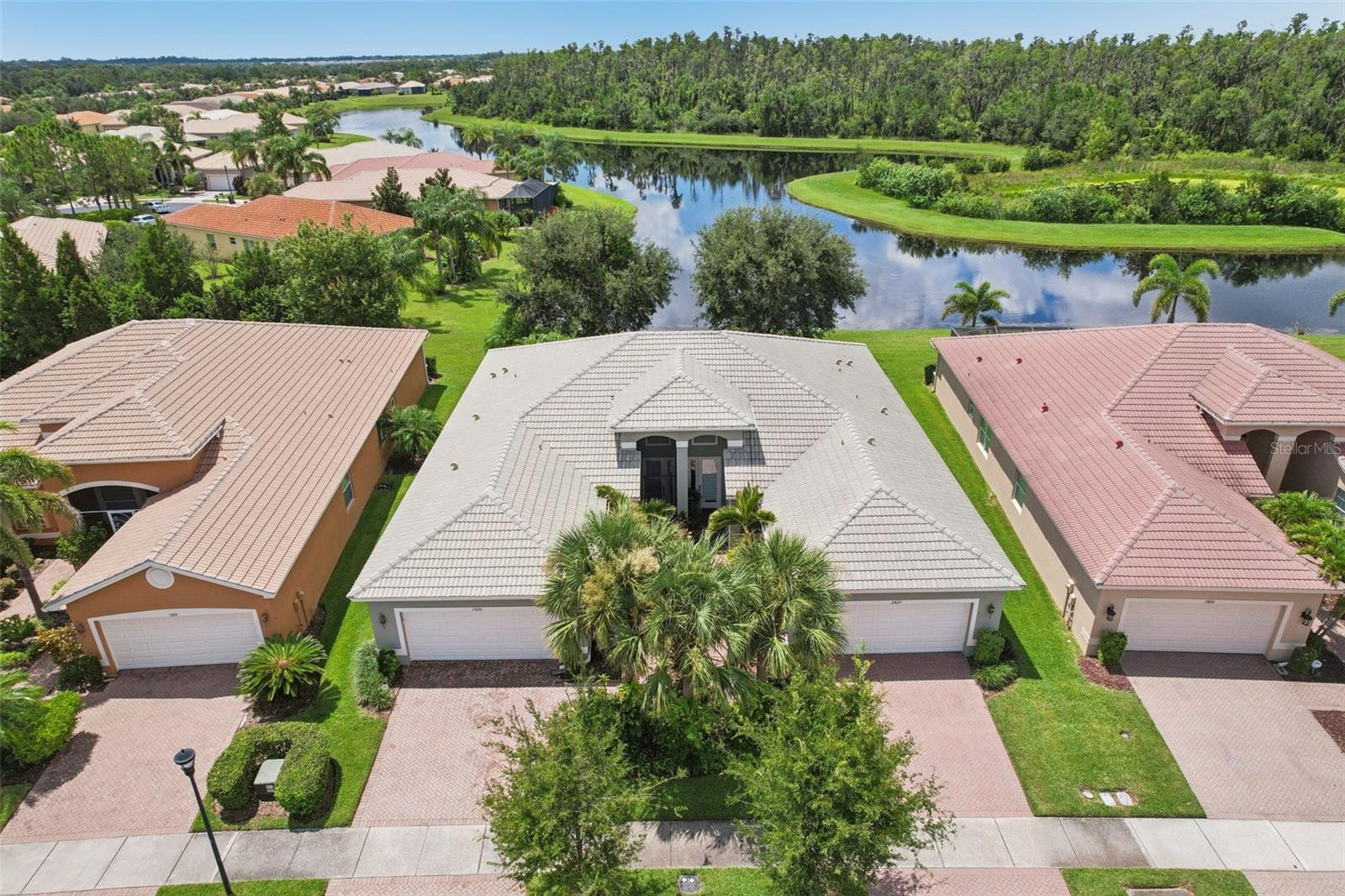 VALENCIA LAKES TR MM PH - Residential