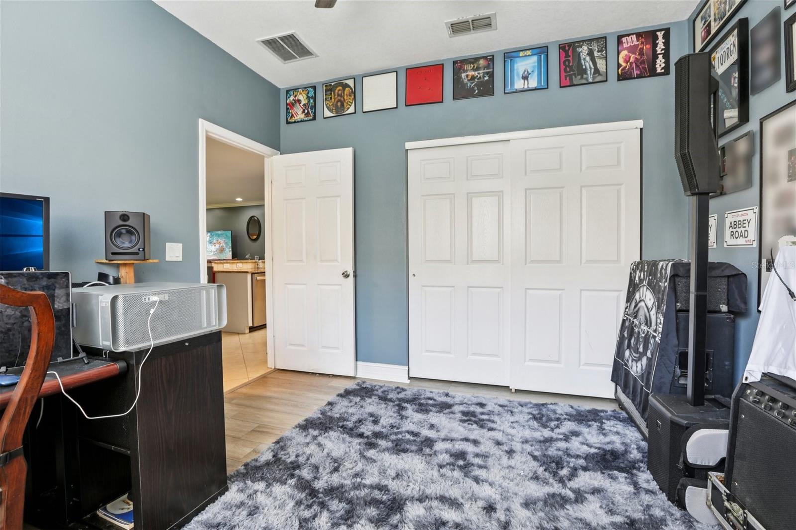 VALENCIA LAKES TR MM PH - Residential