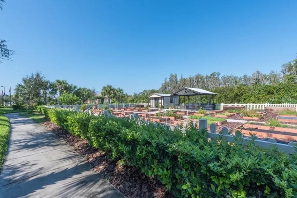 VALENCIA LAKES TR MM PH - Residential