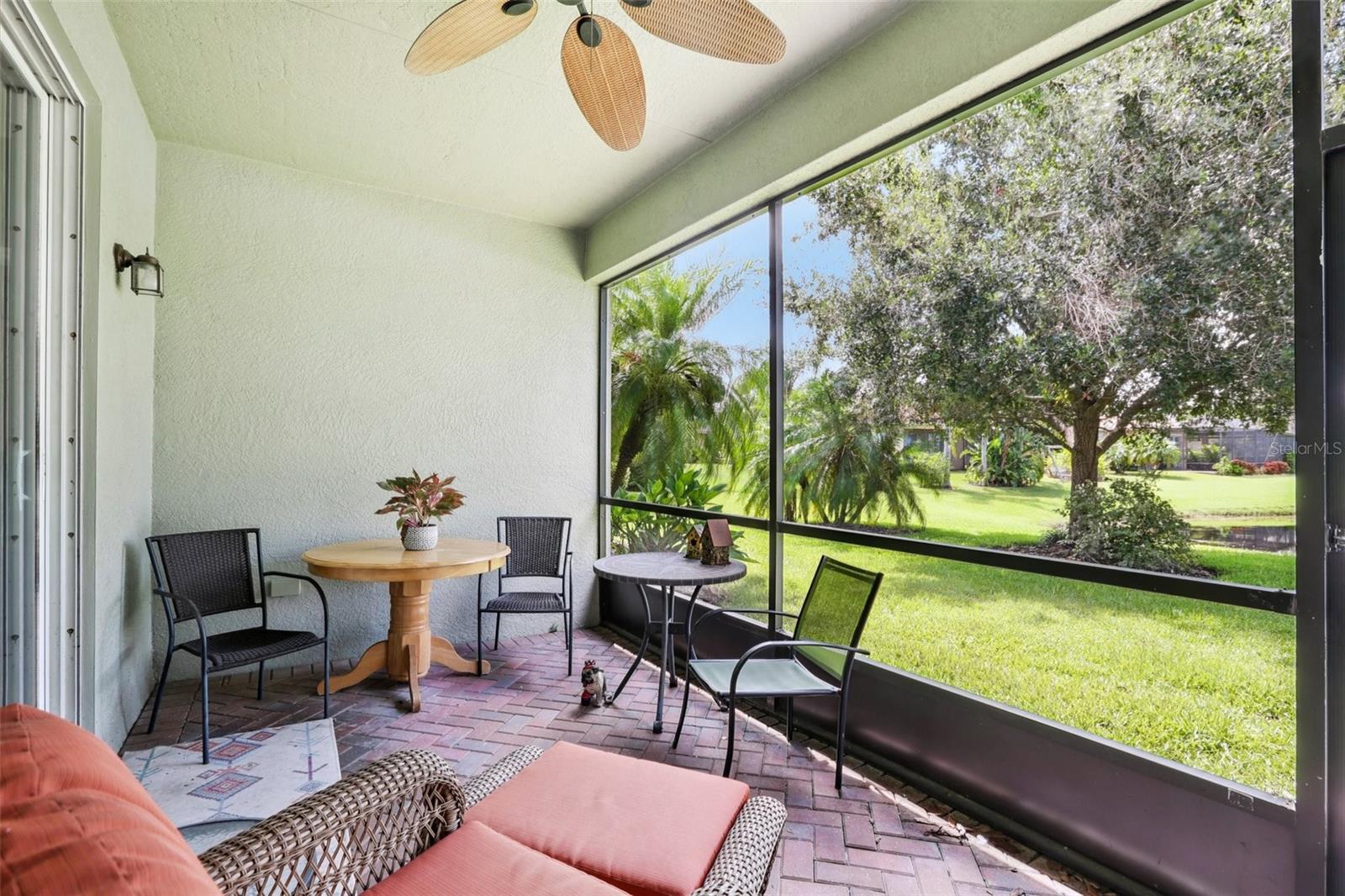 VALENCIA LAKES TR MM PH - Residential