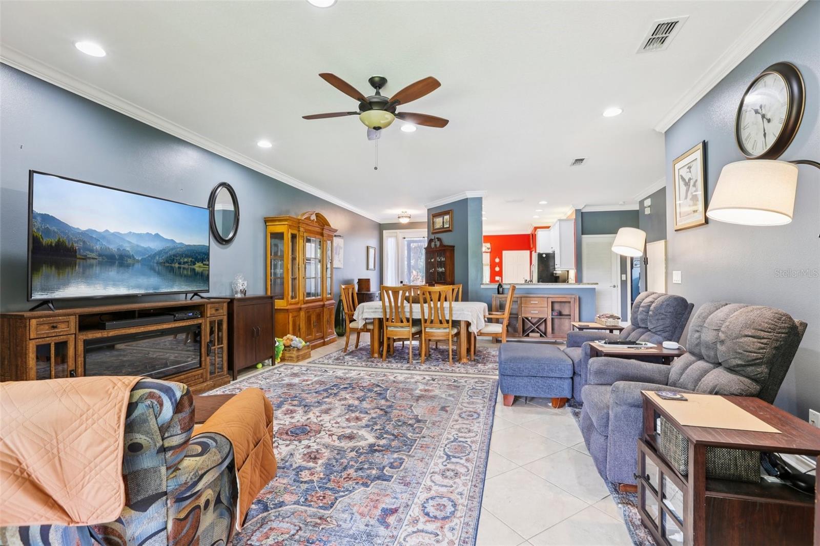 VALENCIA LAKES TR MM PH - Residential