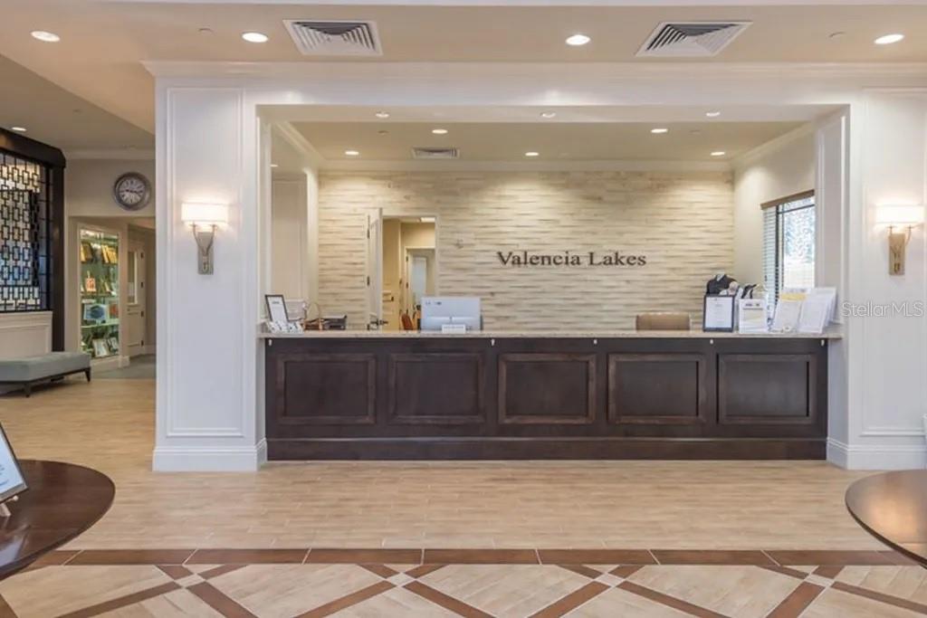 VALENCIA LAKES TR MM PH - Residential