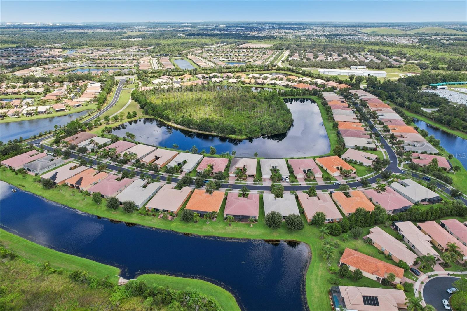 VALENCIA LAKES TR MM PH - Residential