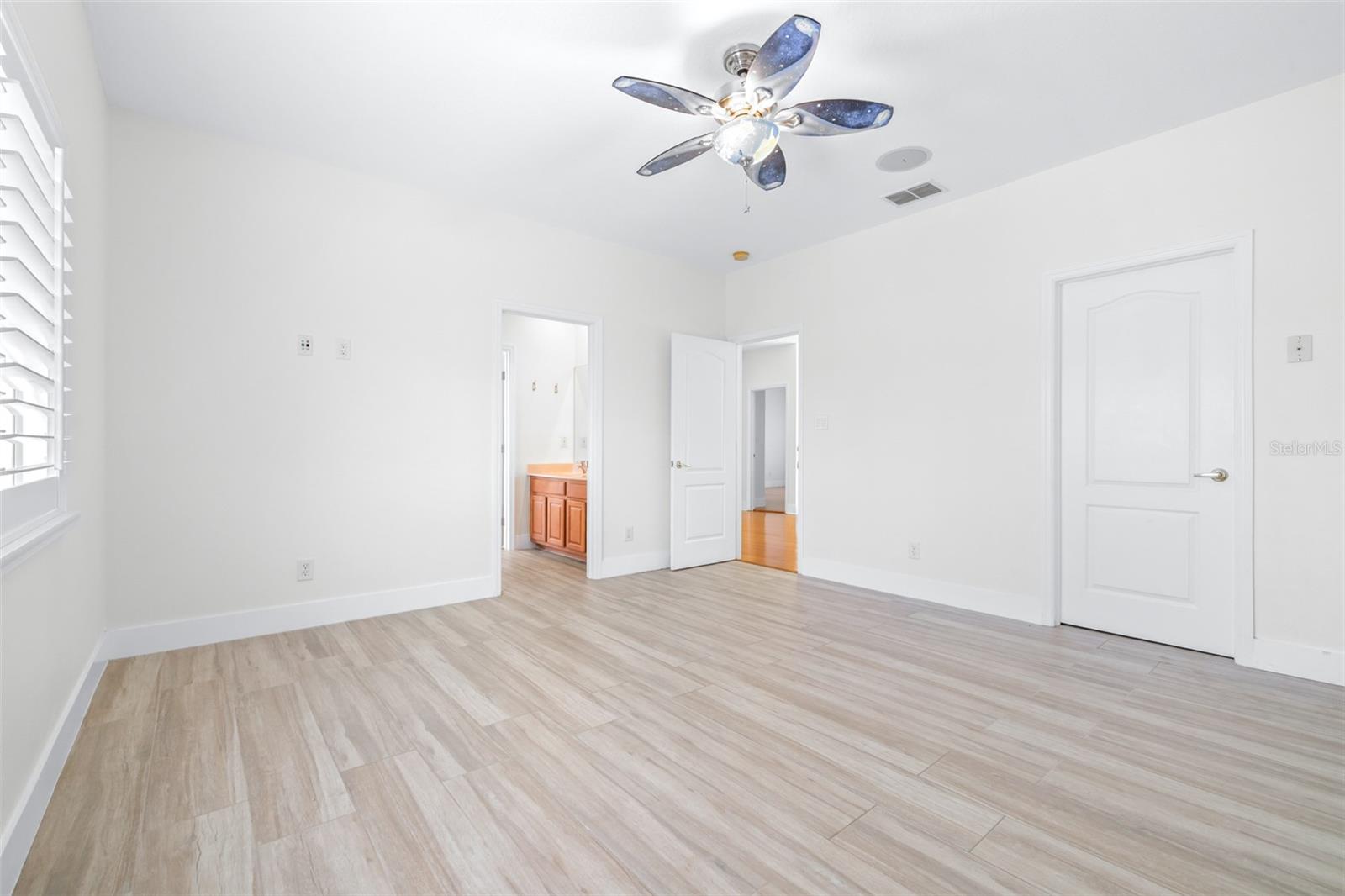 ARBOR GREENE - Residential