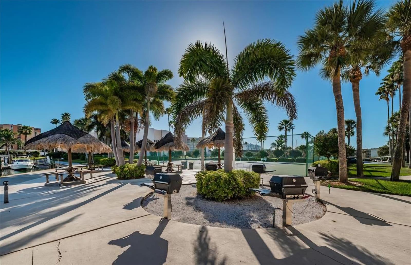 7625 SUN ISLAND DRIVE S 101
