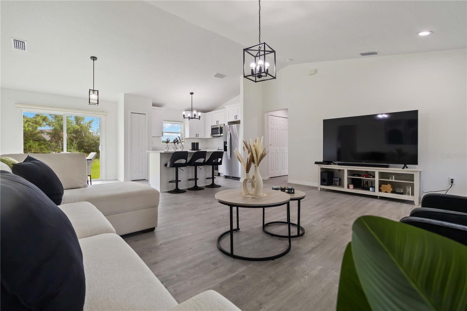 PORT MALABAR UNIT 18 - Residential