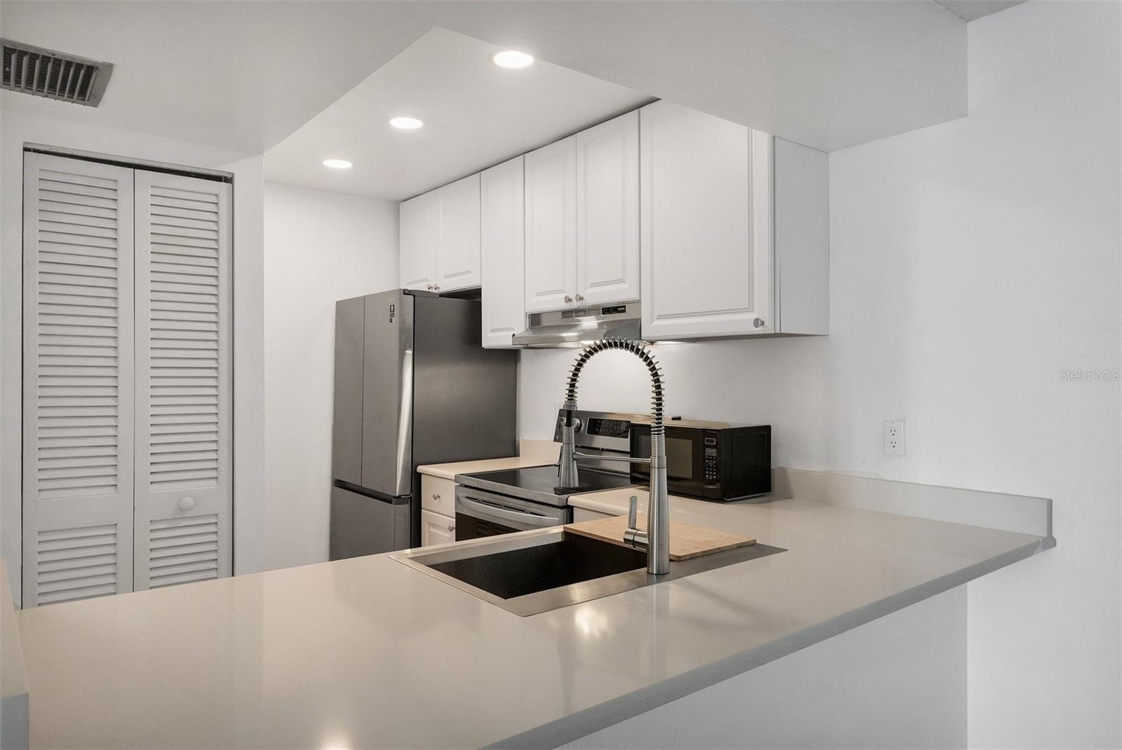 VILLAGE BROOKE SEC 3 - Residential