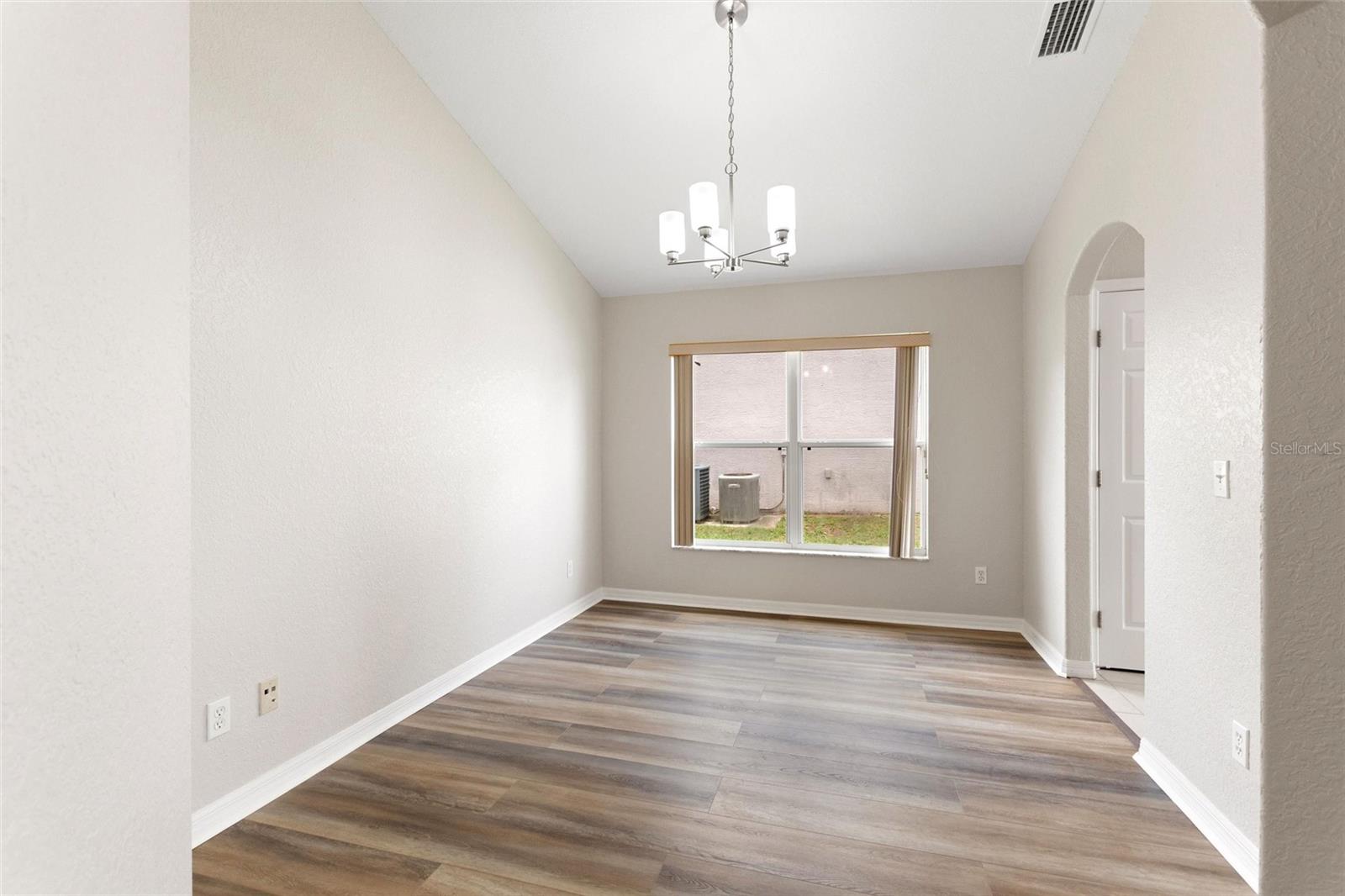 HIGH POINTE NORTH - Residential