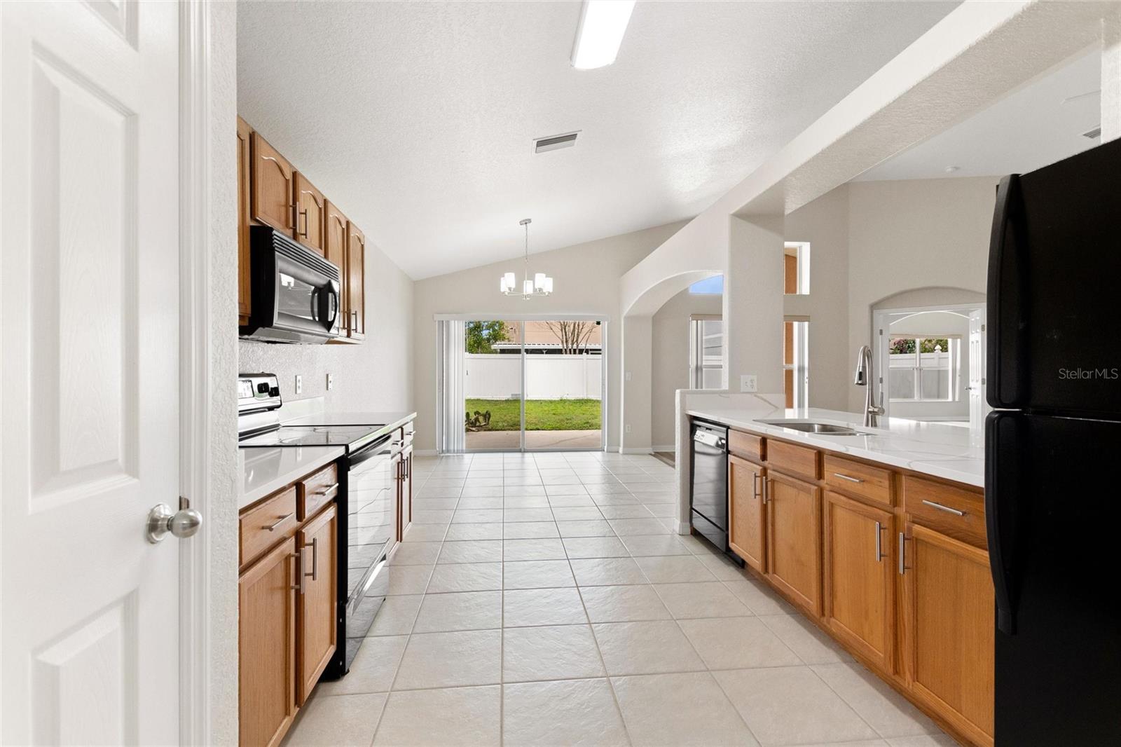HIGH POINTE NORTH - Residential