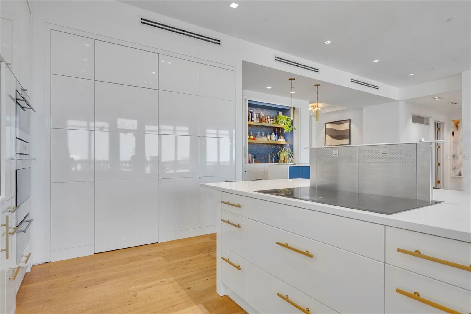 SANCTUARY DOWNTOWN - Residential