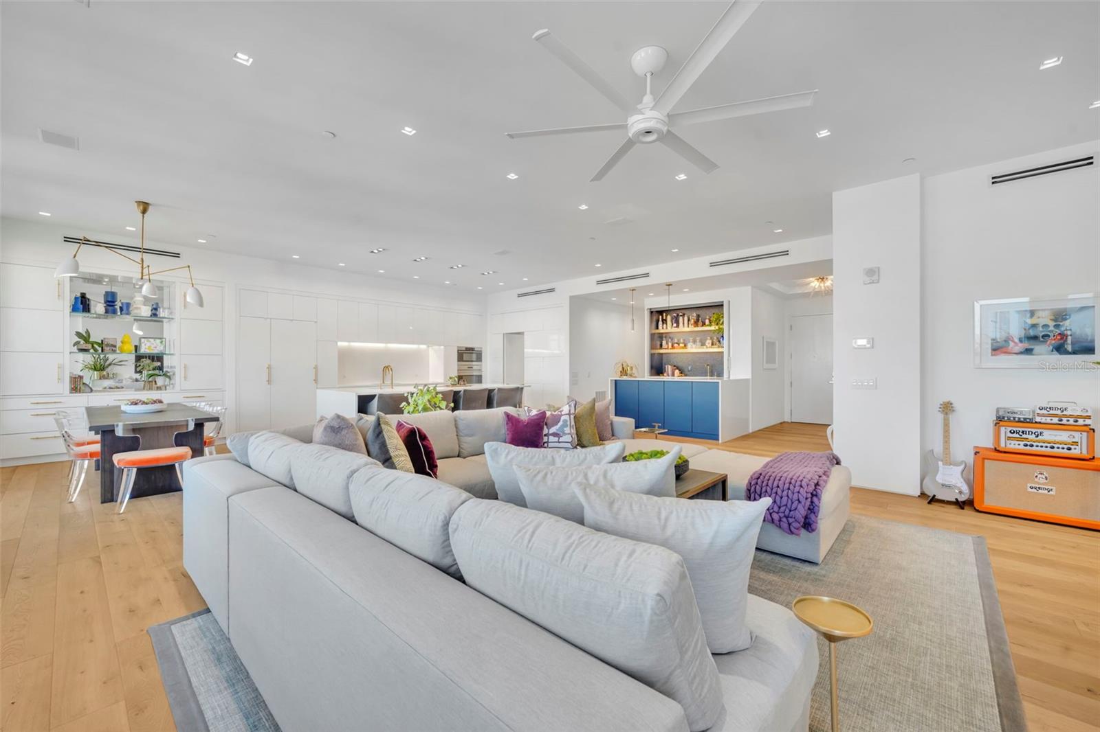 SANCTUARY DOWNTOWN - Residential