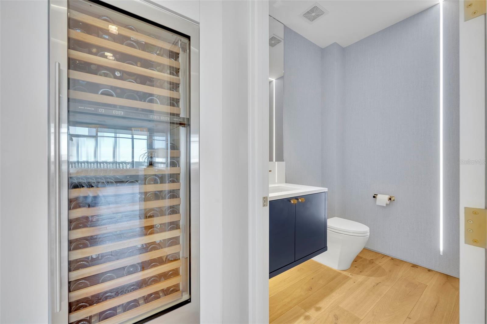 SANCTUARY DOWNTOWN - Residential