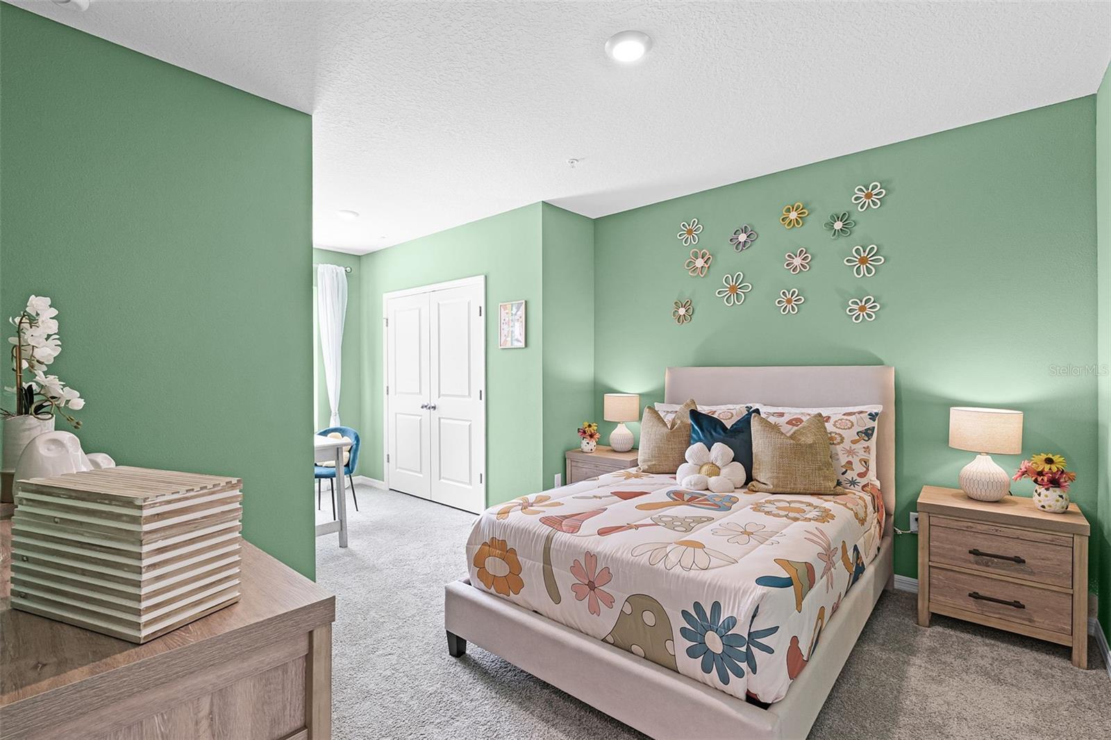 NONA WEST - Residential