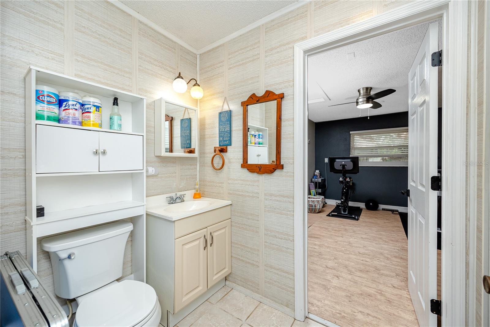 BAY WOODS-UNIT I - Residential