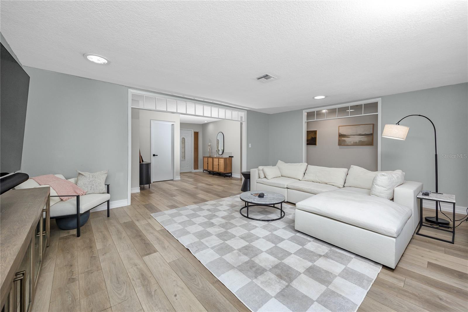 BAY WOODS-UNIT I - Residential