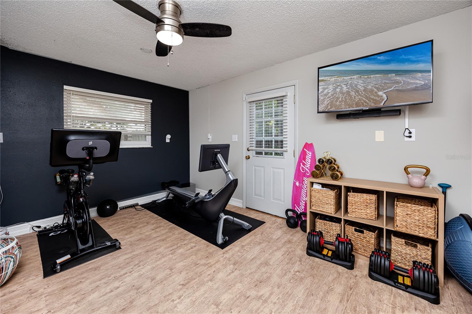 BAY WOODS-UNIT I - Residential