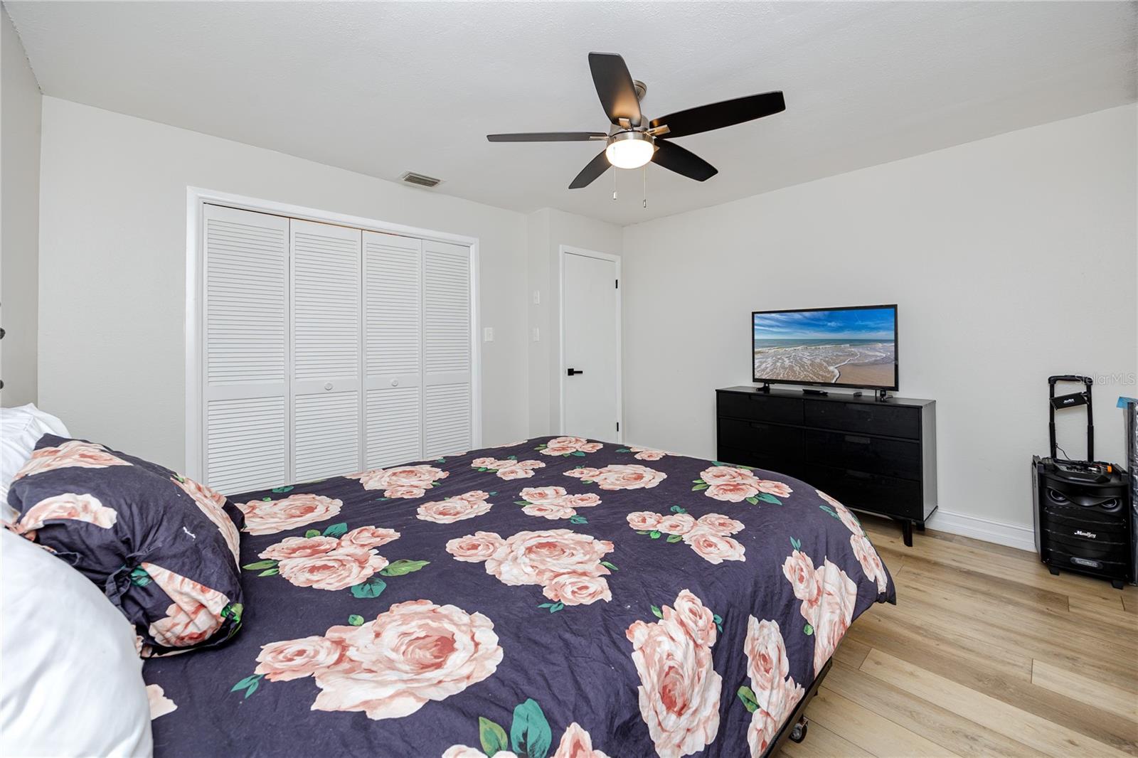 BAY WOODS-UNIT I - Residential