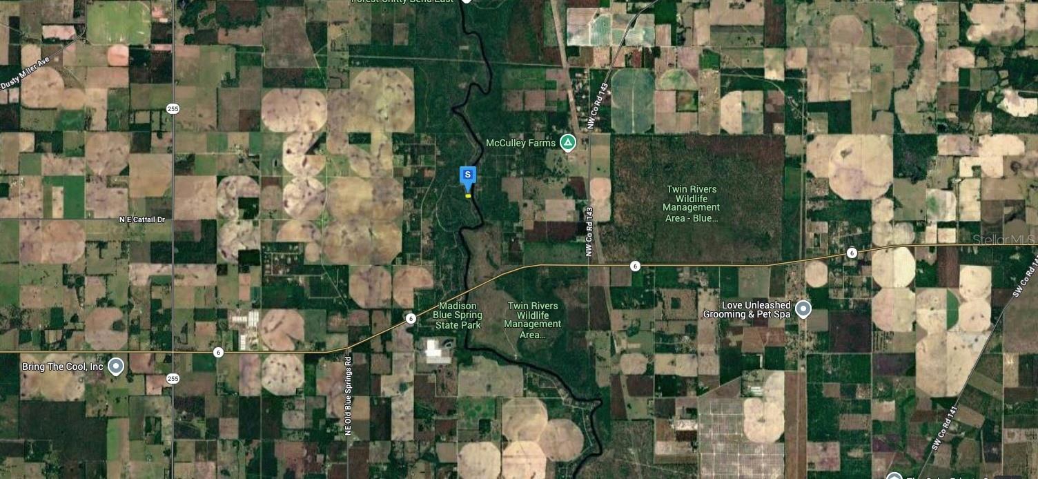 245 NE EDGEWATER CIRCLE