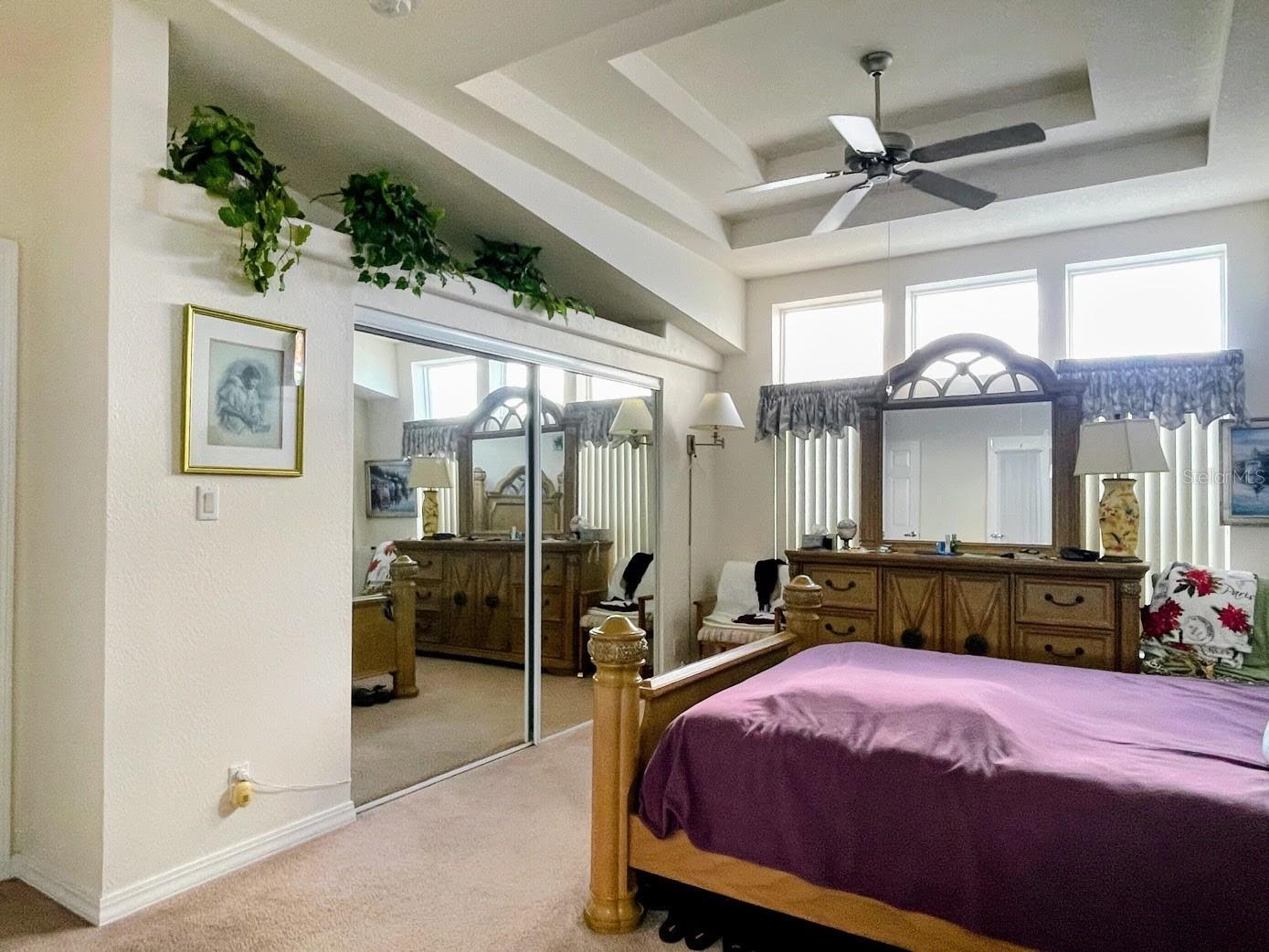 COUNTRY CLUB ESTATES - Residential