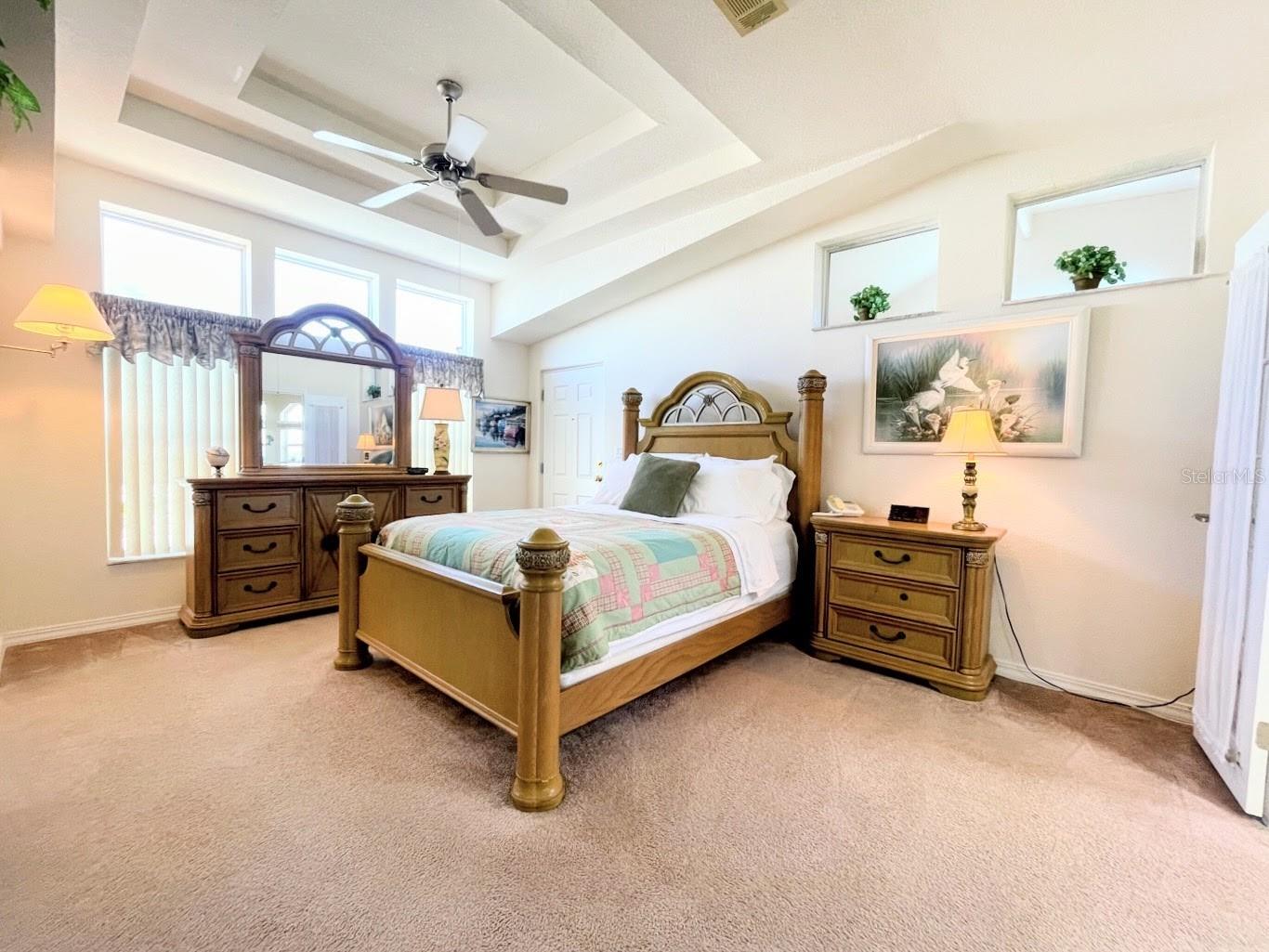 COUNTRY CLUB ESTATES - Residential