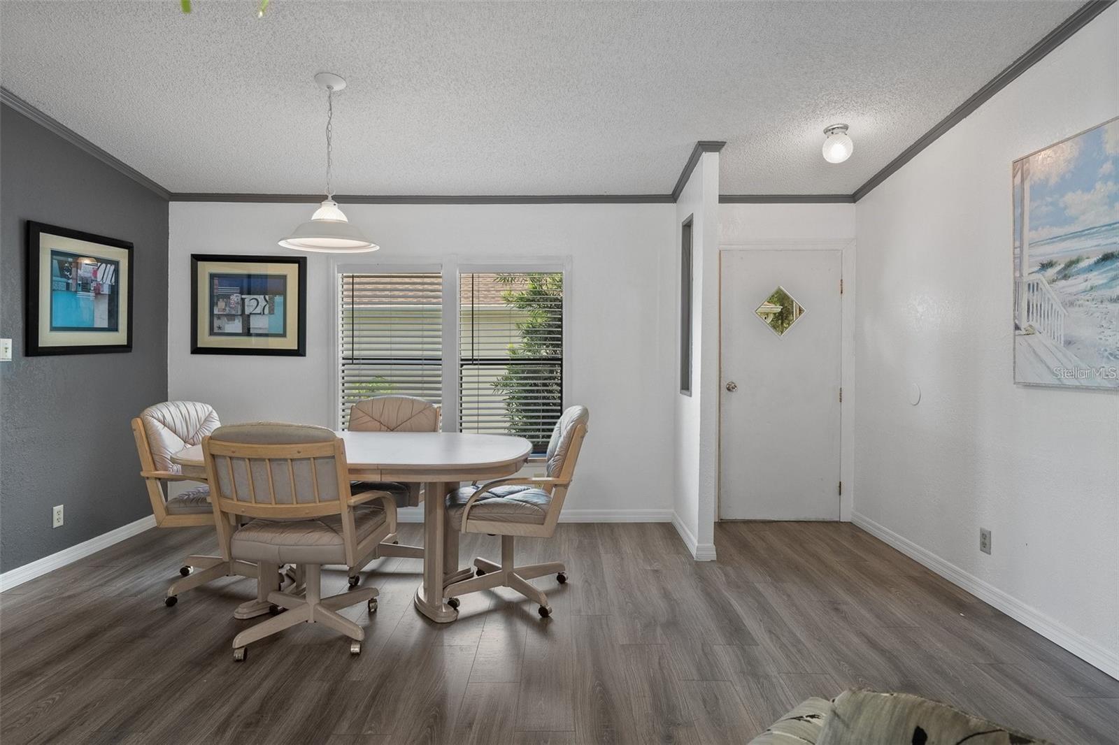 WEEKI WACHEE RIVER RETREATS - Residential Lease