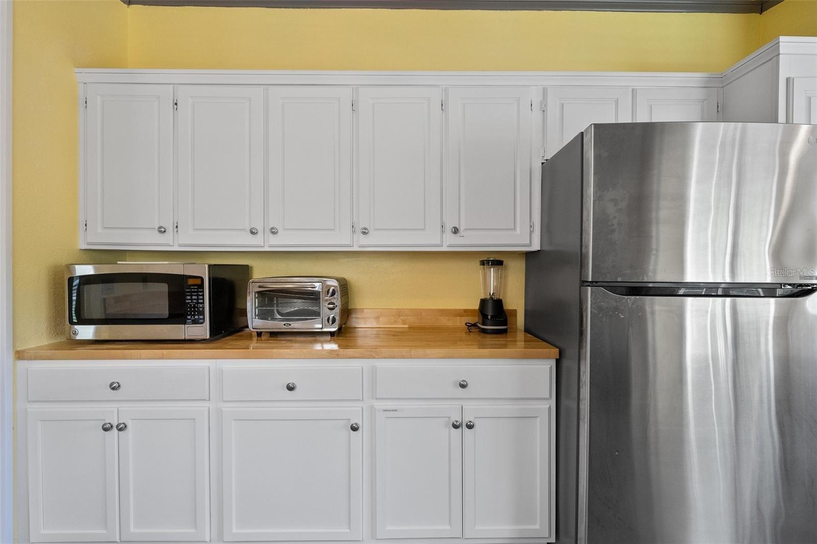 WEEKI WACHEE RIVER RETREATS - Residential Lease