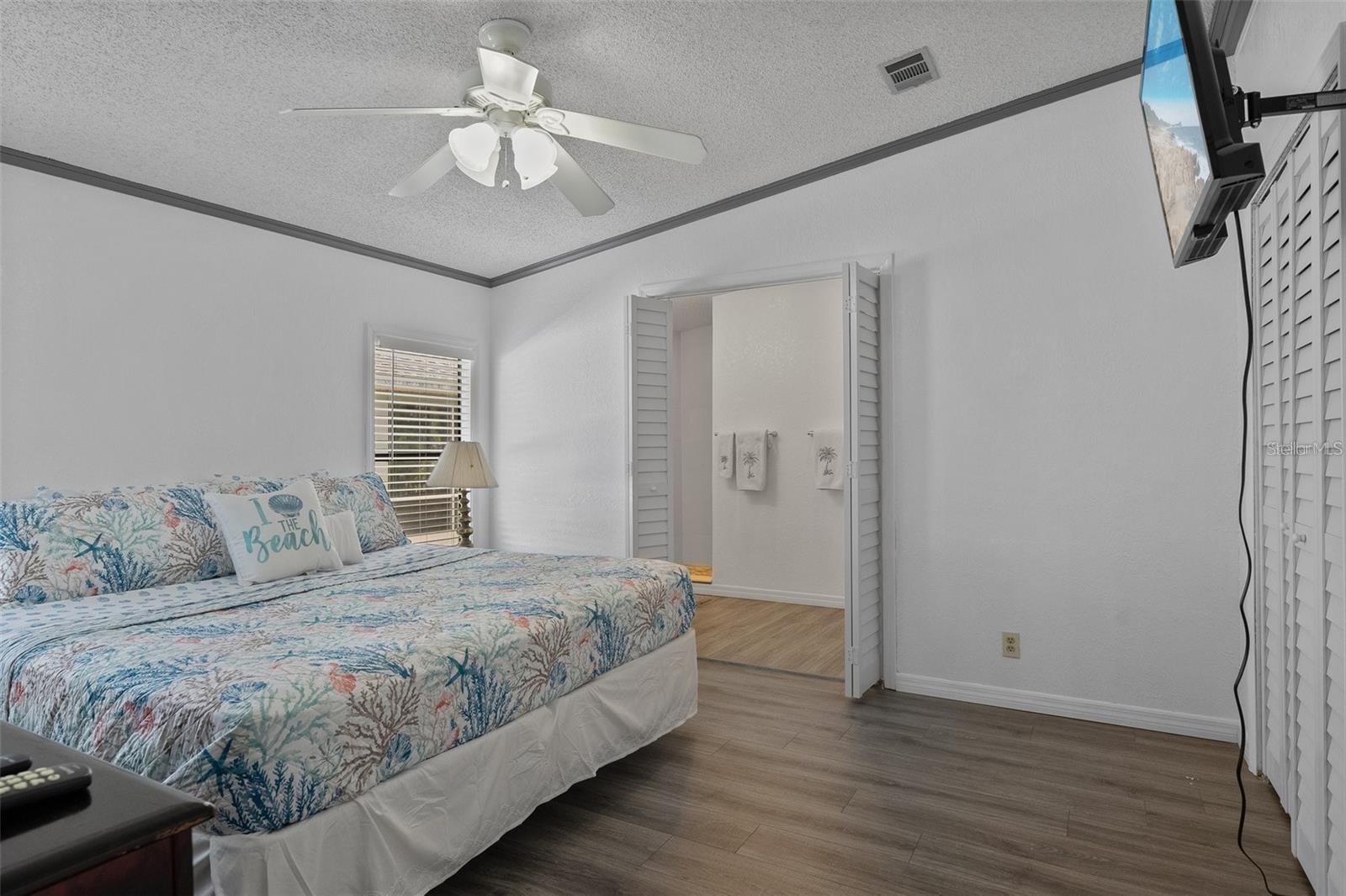 WEEKI WACHEE RIVER RETREATS - Residential Lease