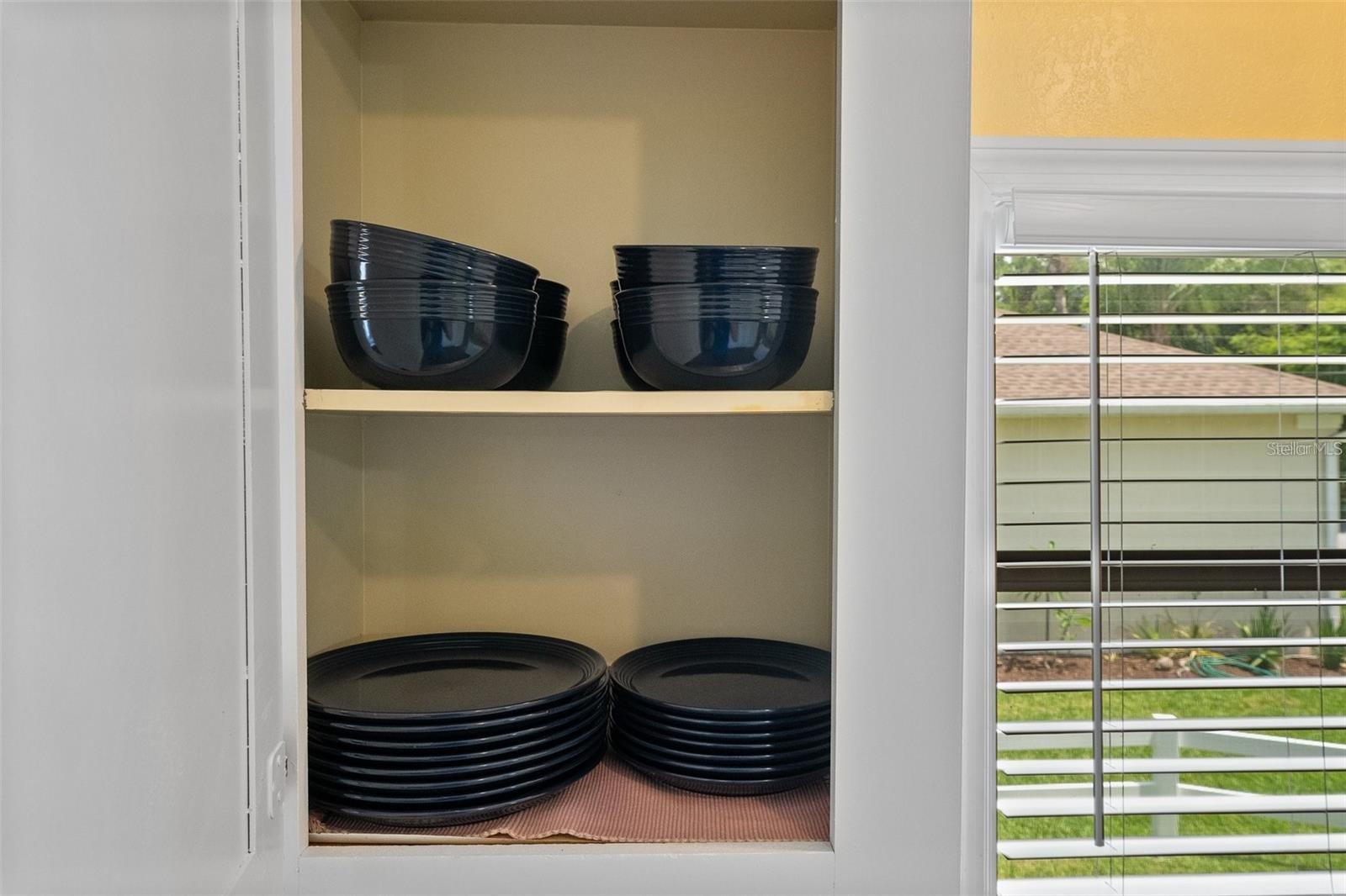 WEEKI WACHEE RIVER RETREATS - Residential Lease