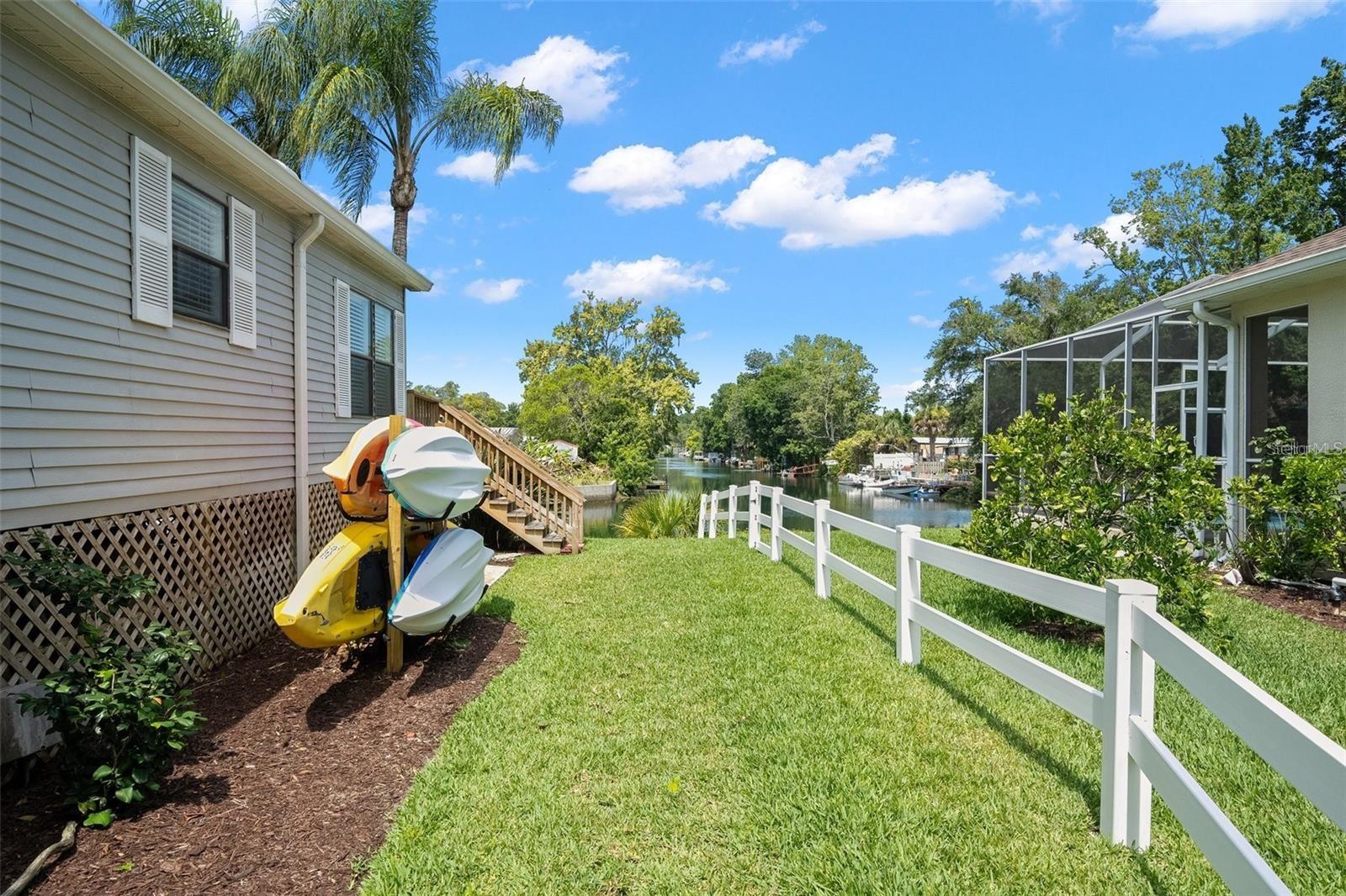 WEEKI WACHEE RIVER RETREATS - Residential Lease