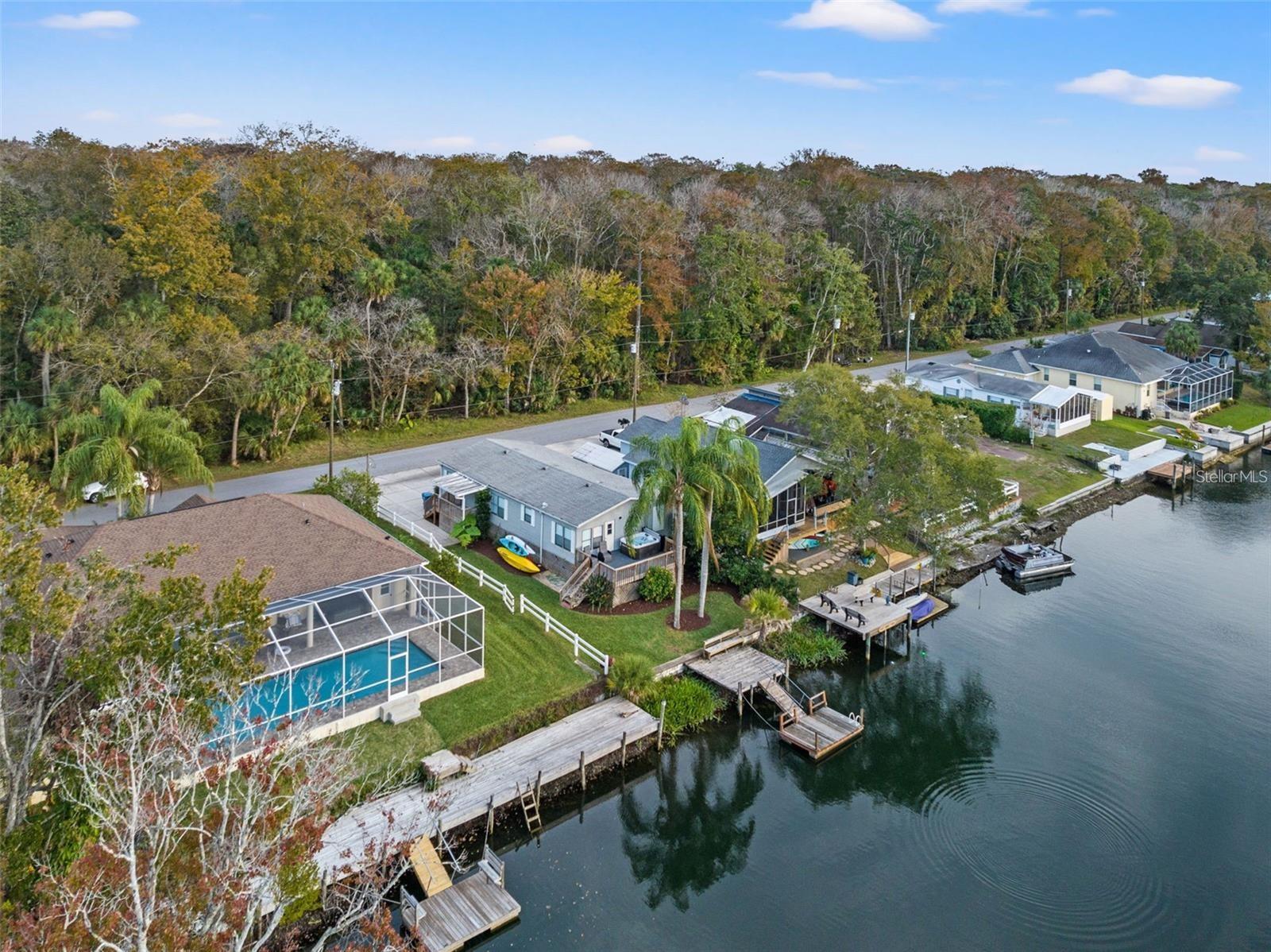 WEEKI WACHEE RIVER RETREATS - Residential Lease