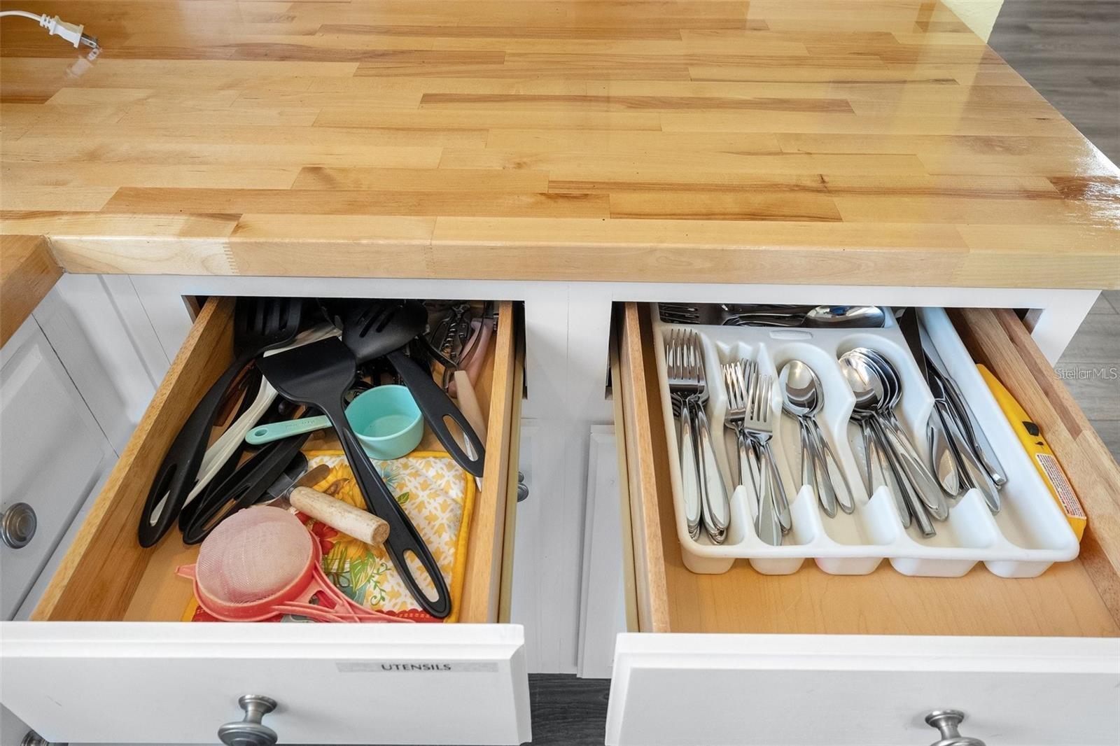 WEEKI WACHEE RIVER RETREATS - Residential Lease