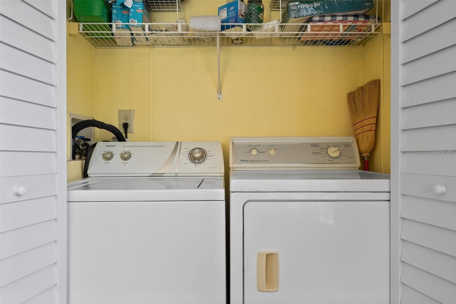 WEEKI WACHEE RIVER RETREATS - Residential Lease