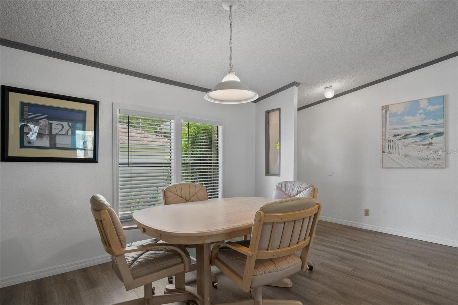 WEEKI WACHEE RIVER RETREATS - Residential Lease