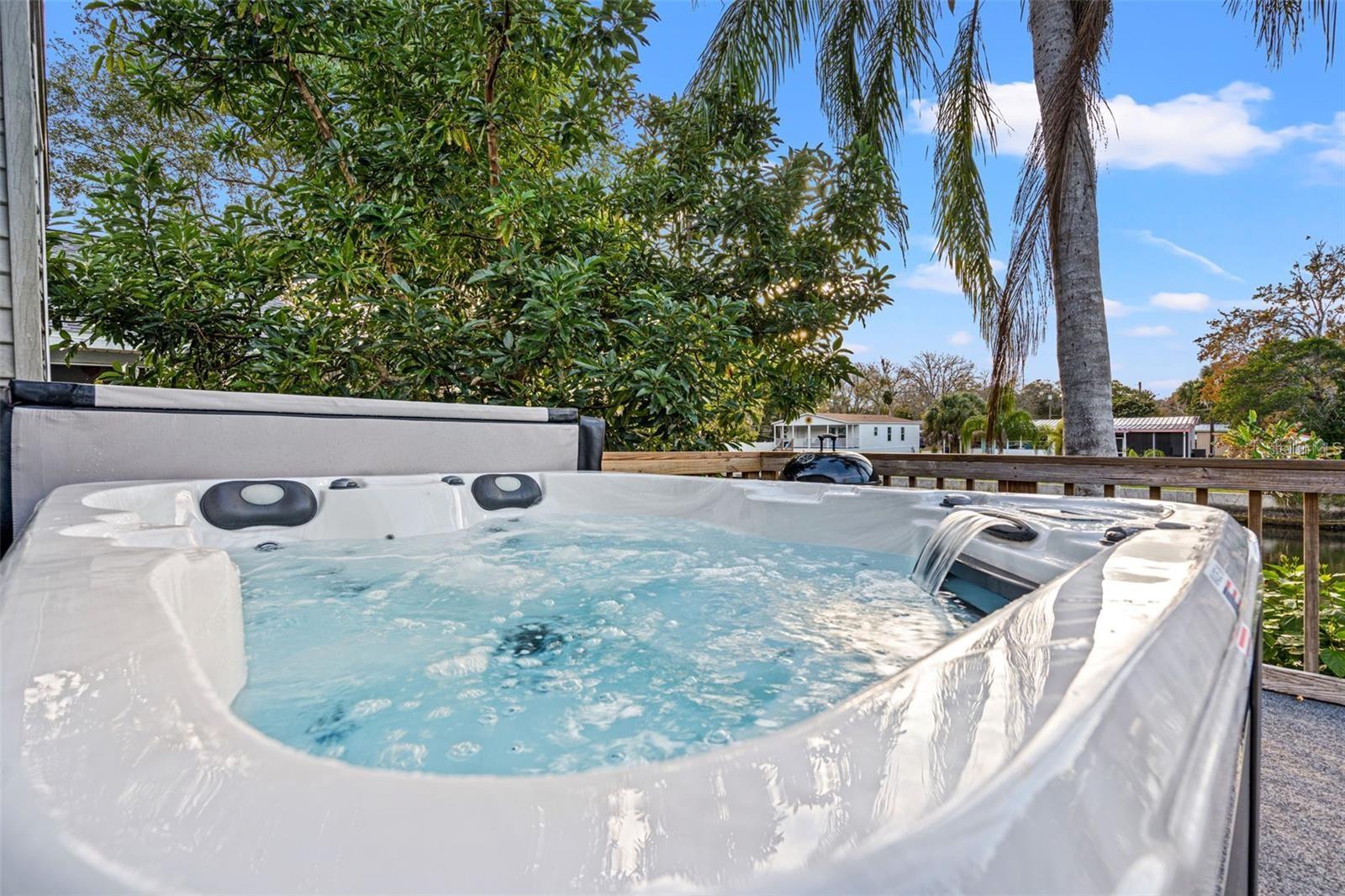 WEEKI WACHEE RIVER RETREATS - Residential Lease