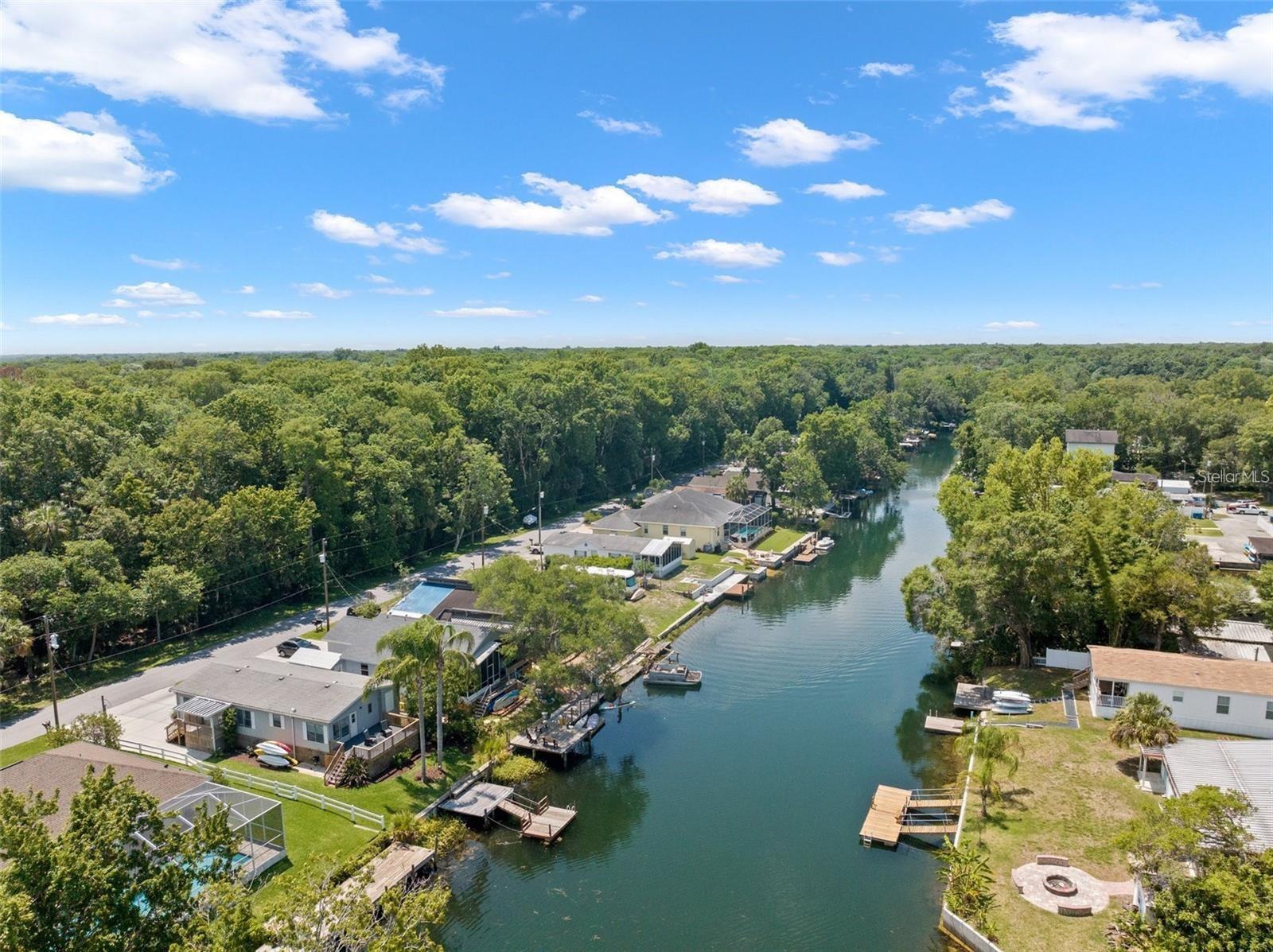 WEEKI WACHEE RIVER RETREATS - Residential Lease