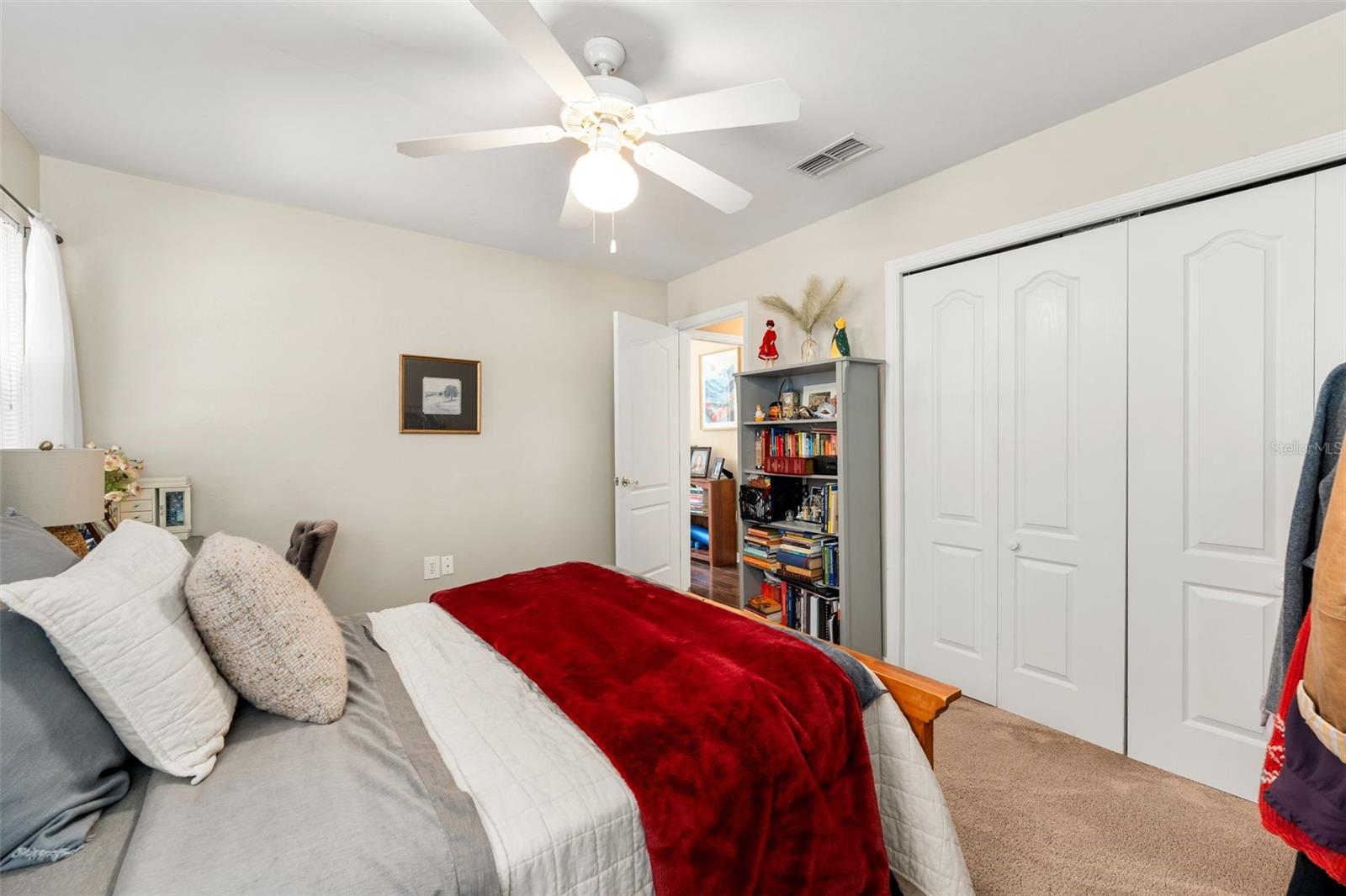 ASHTON - Residential