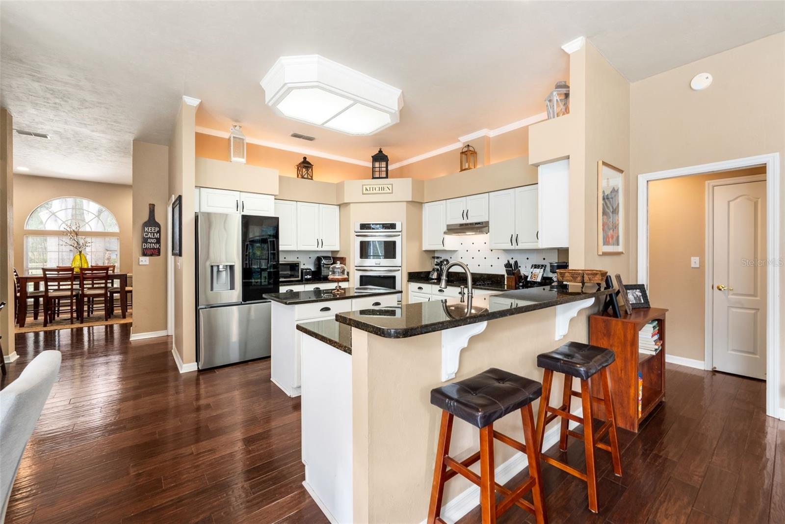 ASHTON - Residential