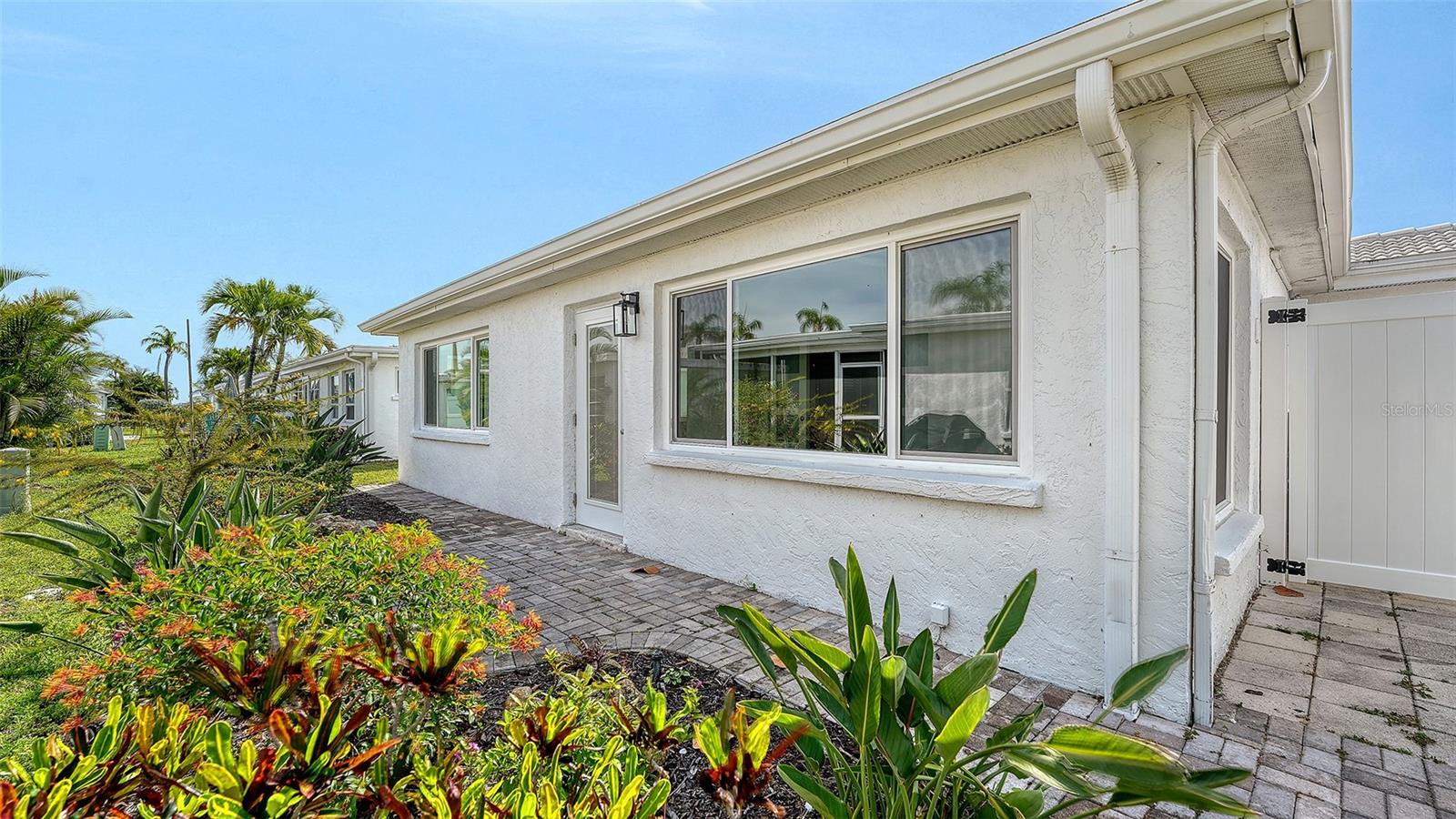 SPANISH MAIN YACHT CLUB CONDO - Residential