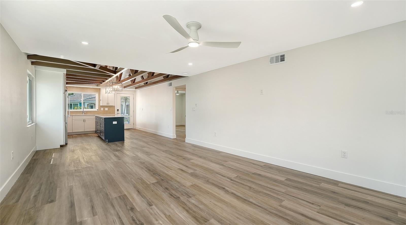 SPANISH MAIN YACHT CLUB CONDO - Residential