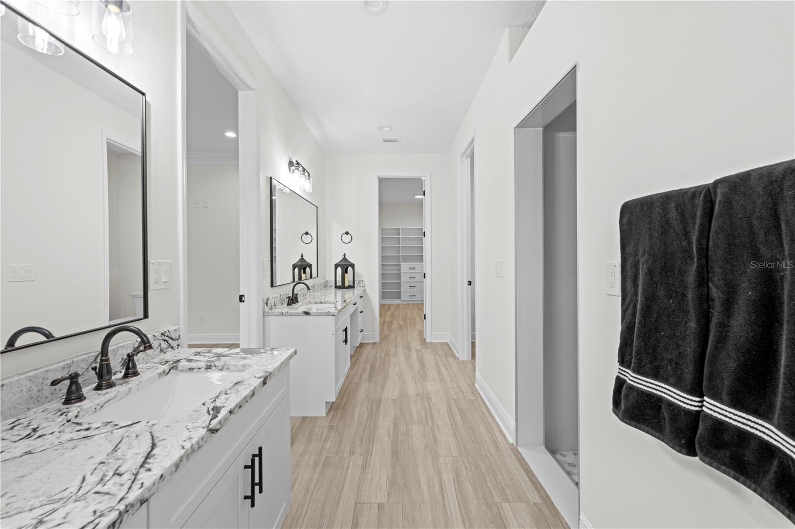 ROYAL HIGHLANDS - Residential