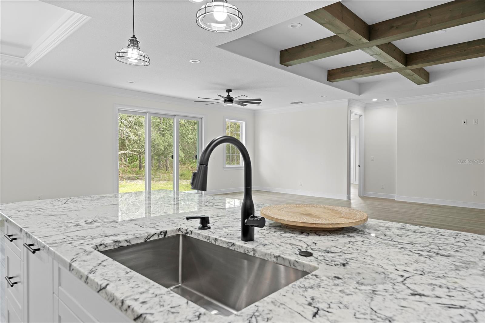 ROYAL HIGHLANDS - Residential