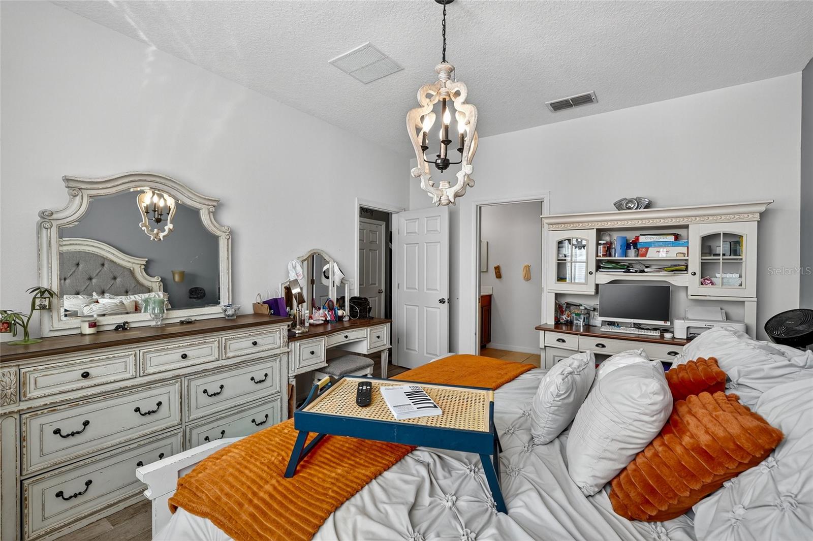 VICTORIA PARK INC 03 SE UNIT 02 - Residential