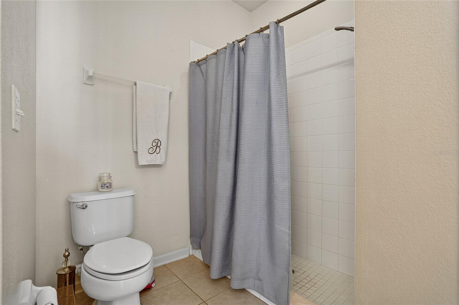 VICTORIA PARK INC 03 SE UNIT 02 - Residential