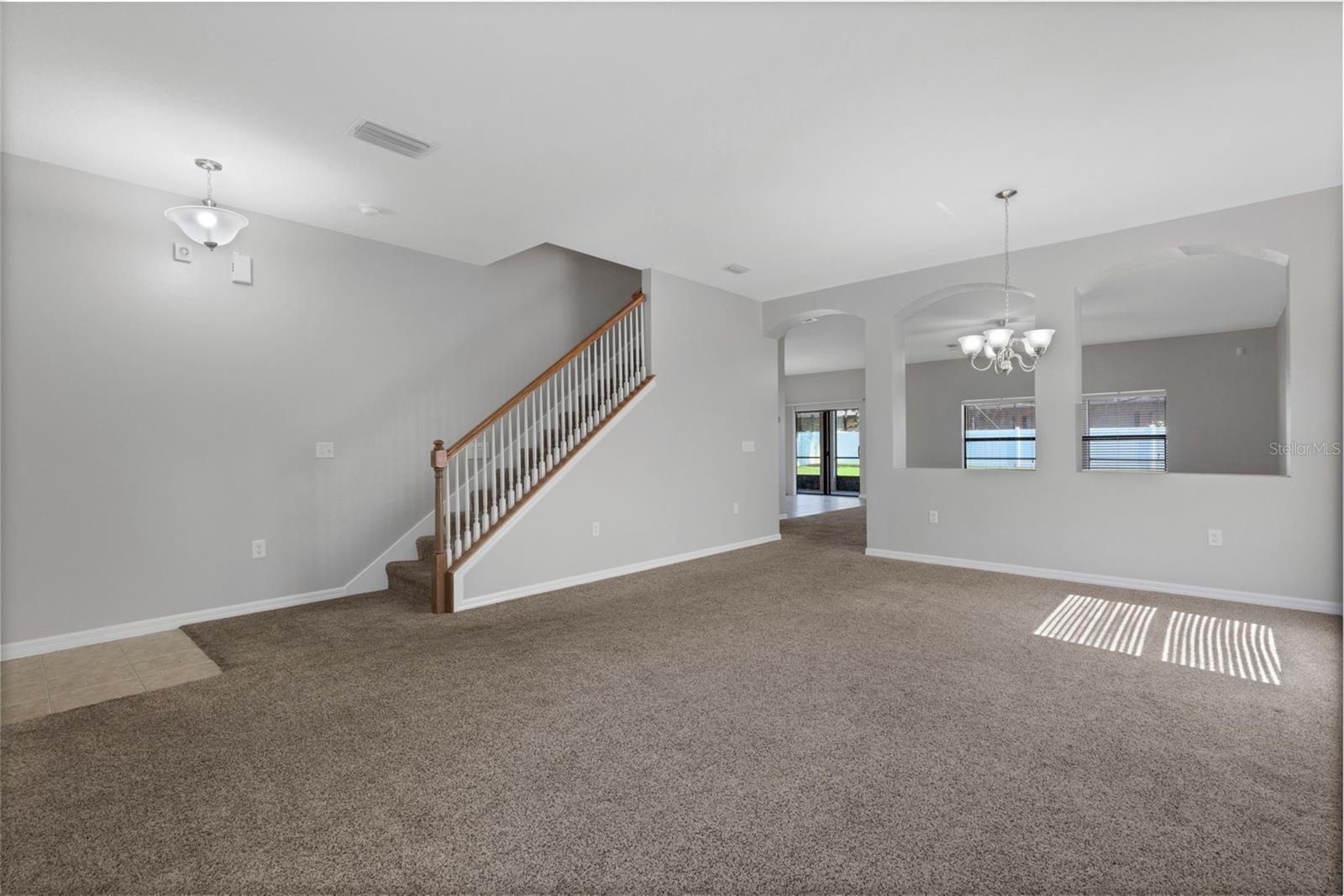 313 OAK LANDING DRIVE