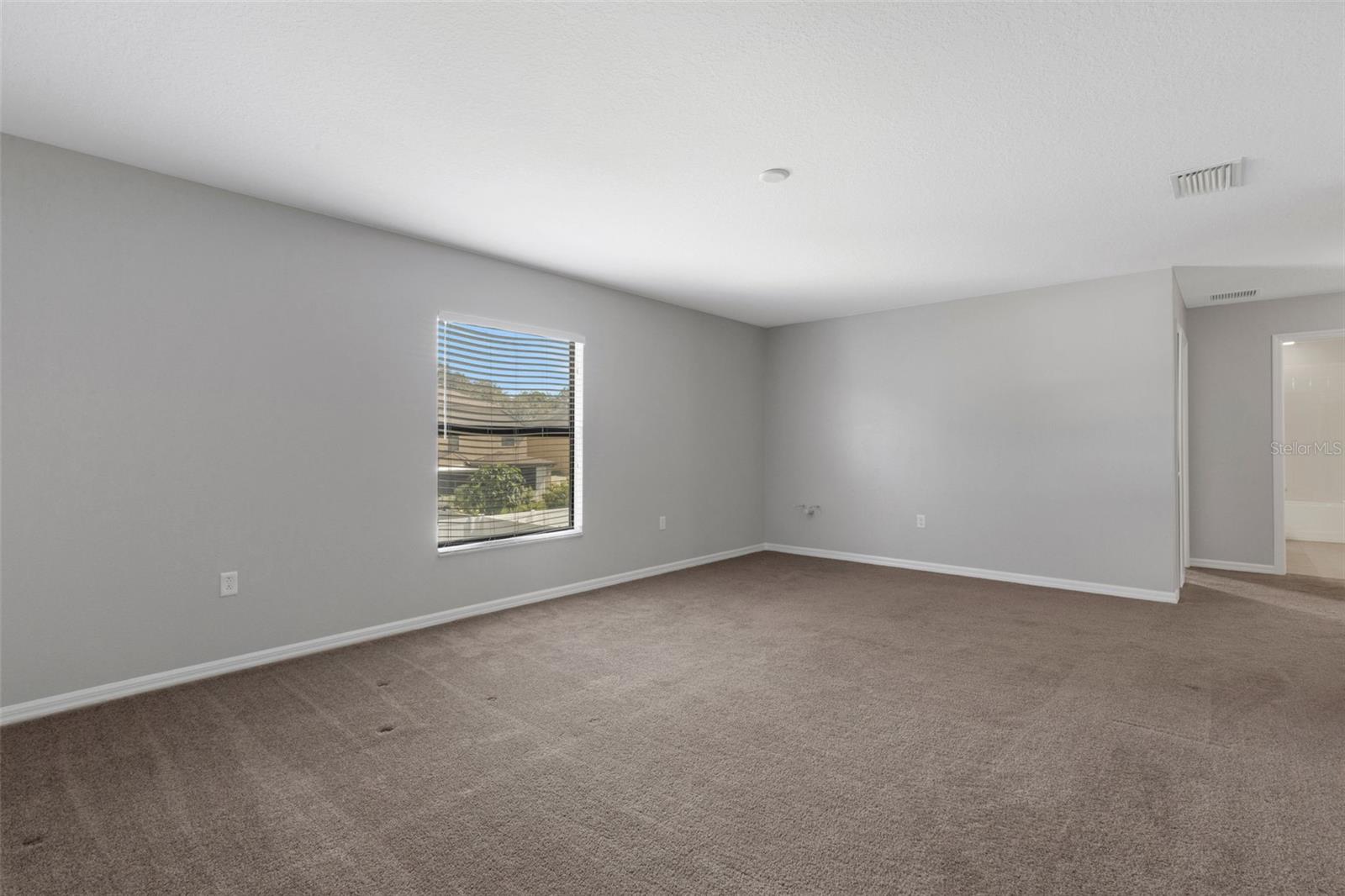 OAK LANDING - Residential