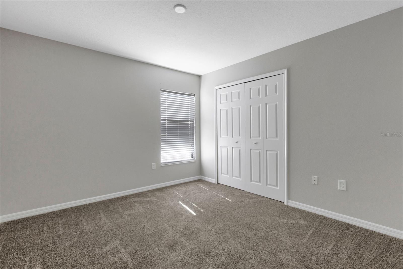 OAK LANDING - Residential