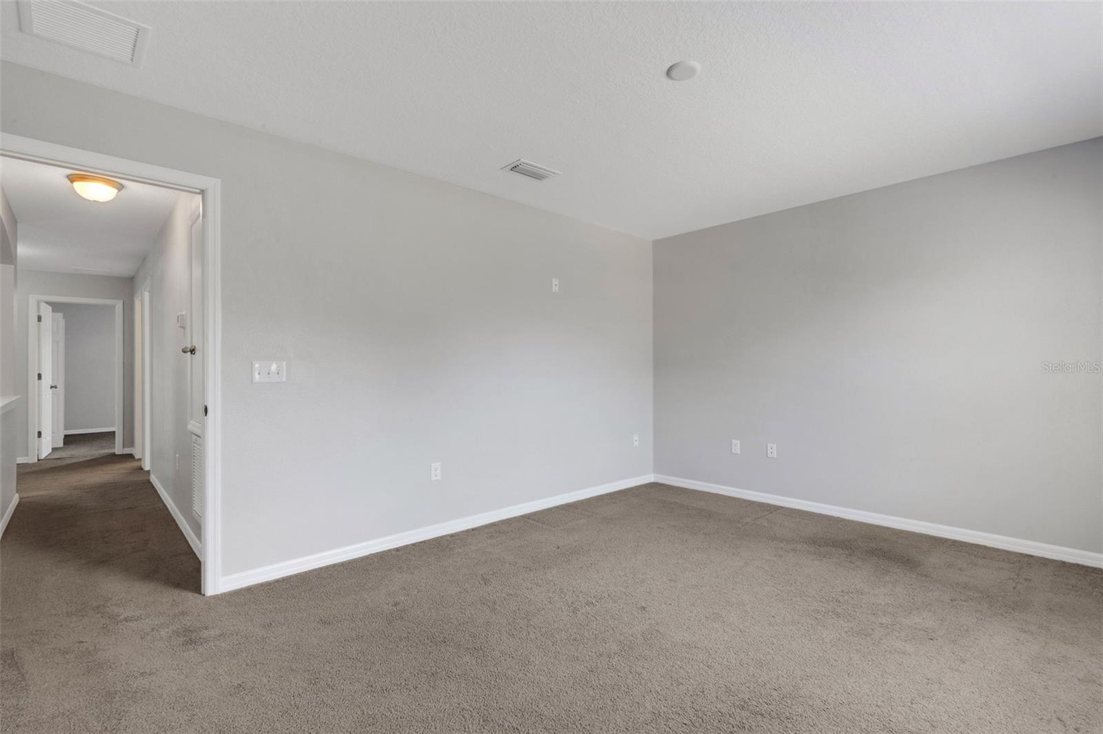 OAK LANDING - Residential