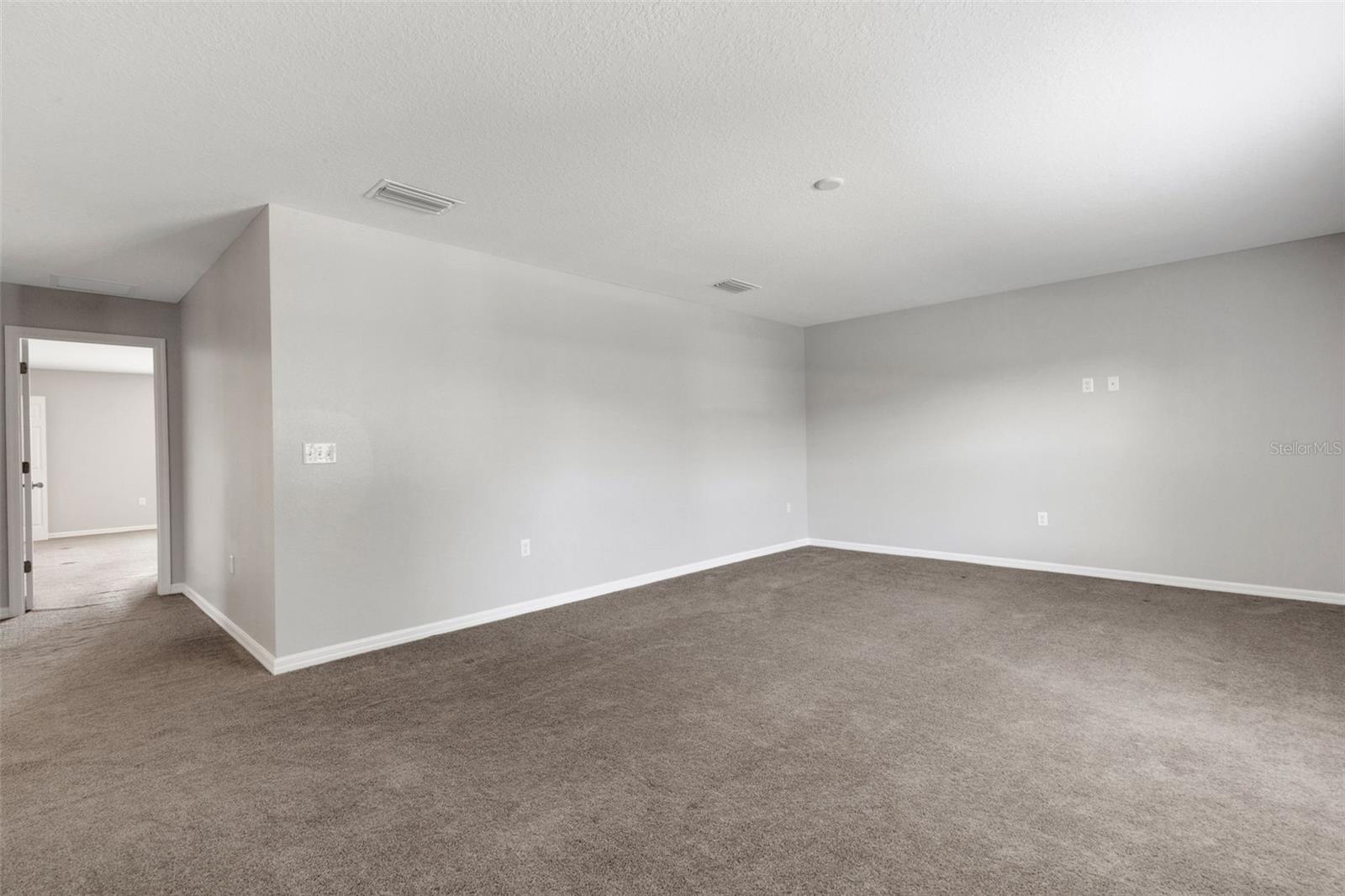 OAK LANDING - Residential