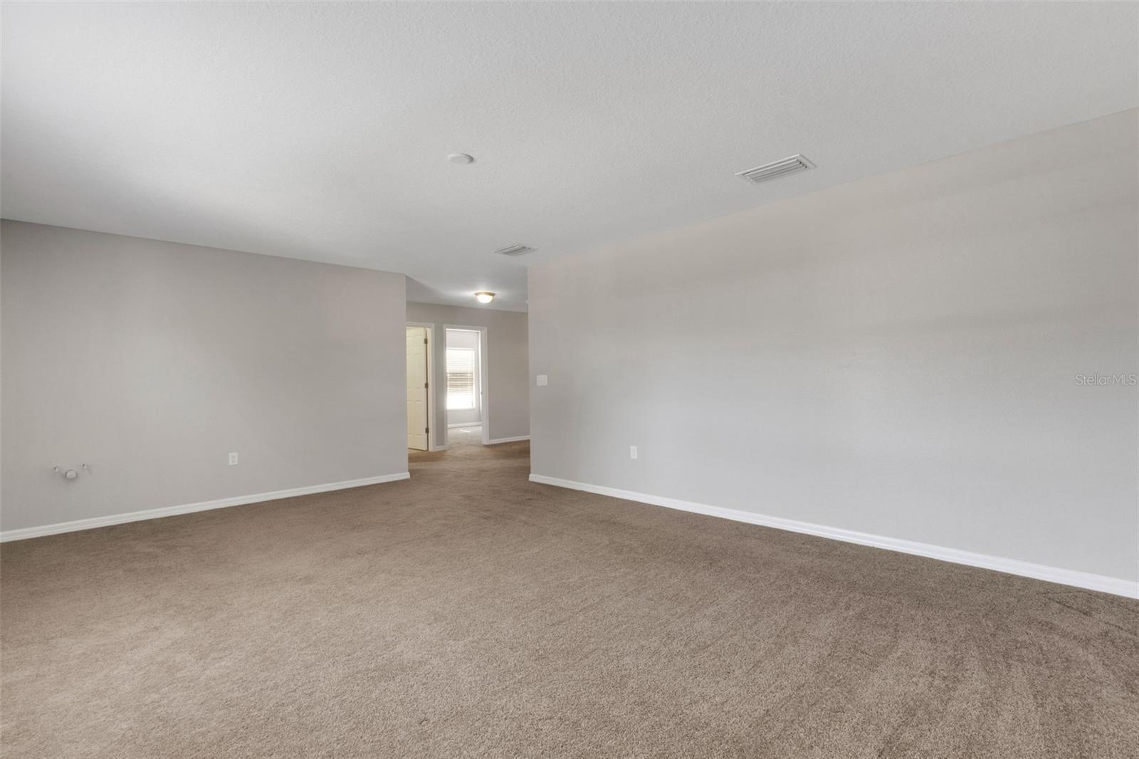 OAK LANDING - Residential