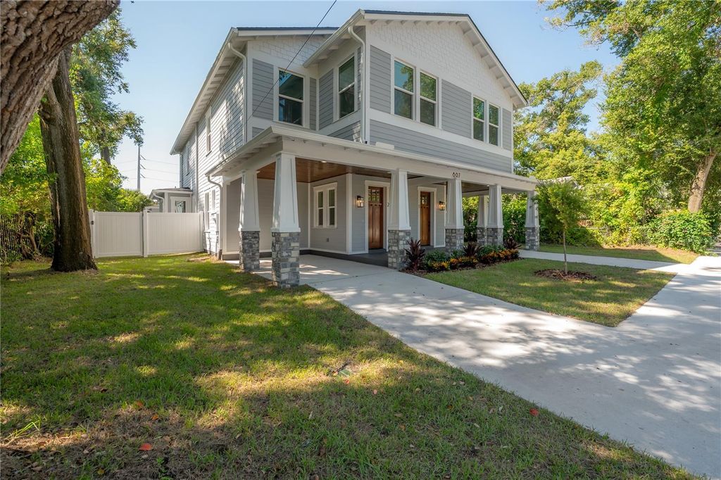 Photo of 807 E Ida Street #2, Tampa, FL 33603 (MLS # TB8439589)